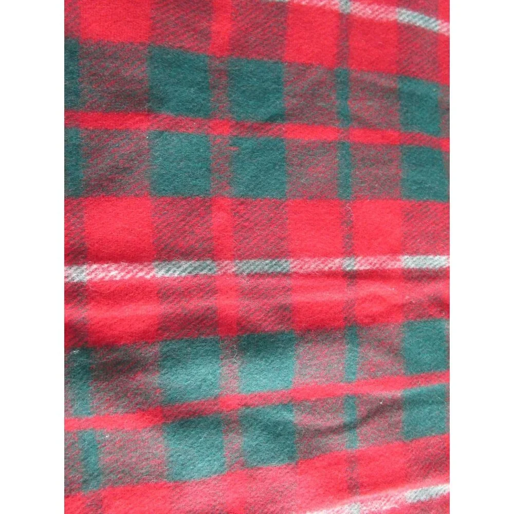Vintage Tartan Wool Blend Cozy Christmas Tree Skirt Green Red Plaid GUC - Picture 7 of 11